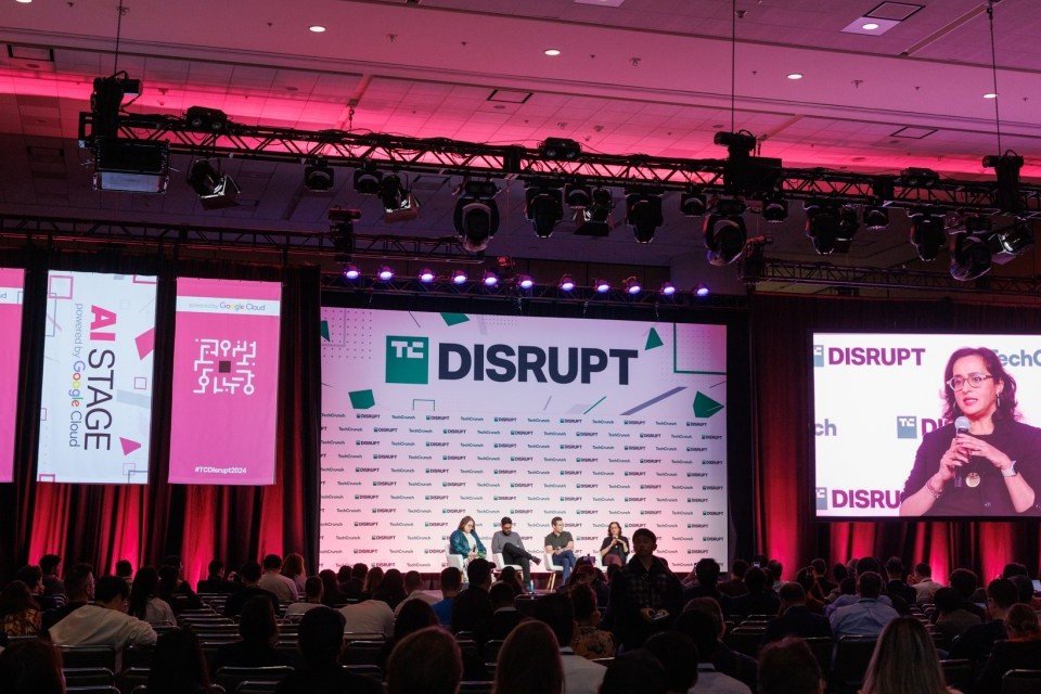 AI Enterprise Trust: Security Risks Slow Adoption, Say Industry Chiefs